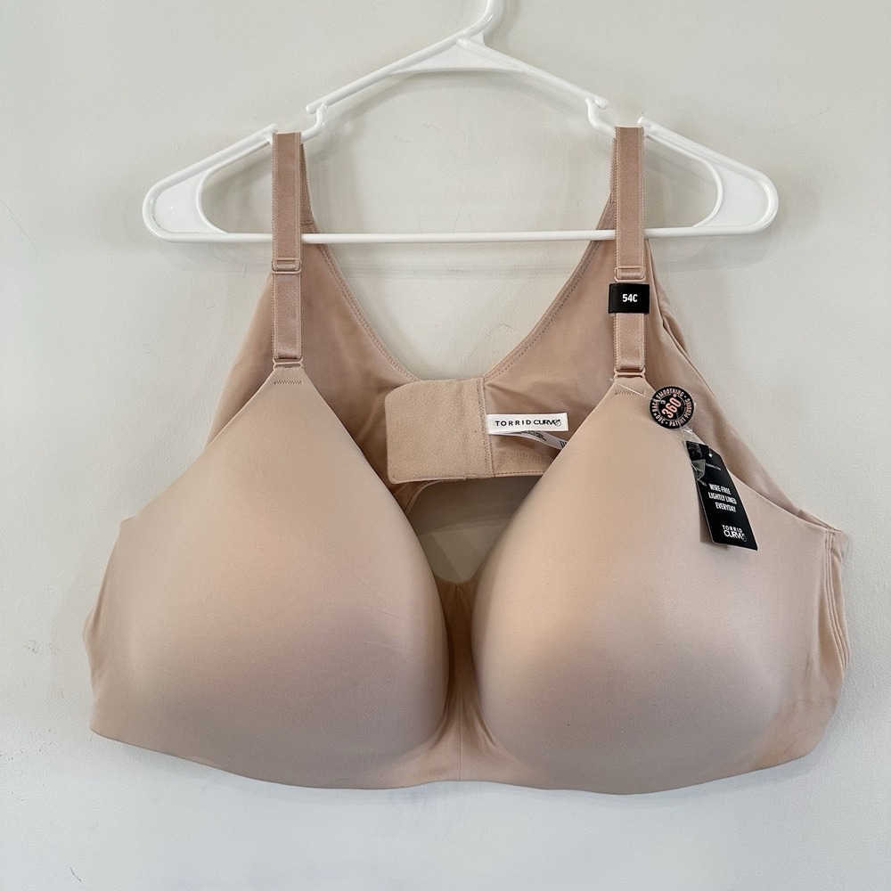 Women's Torrid Curve Wire-Free Lightly Lined Bra Nude 54C New NWT